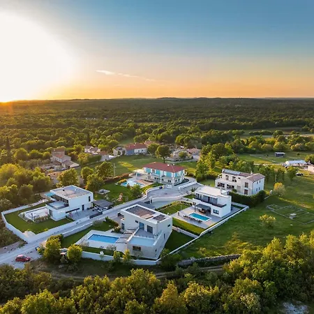 Ana Skicini Villa Juršići